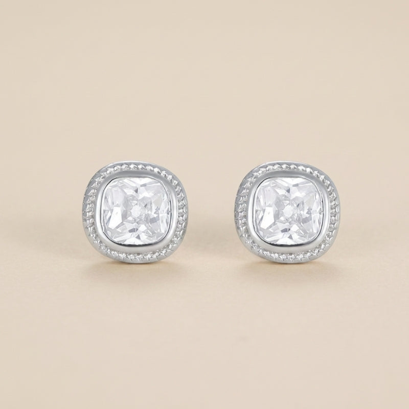 Classic CZ Stud