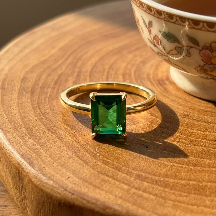 Spring Rain Emerald Ring
