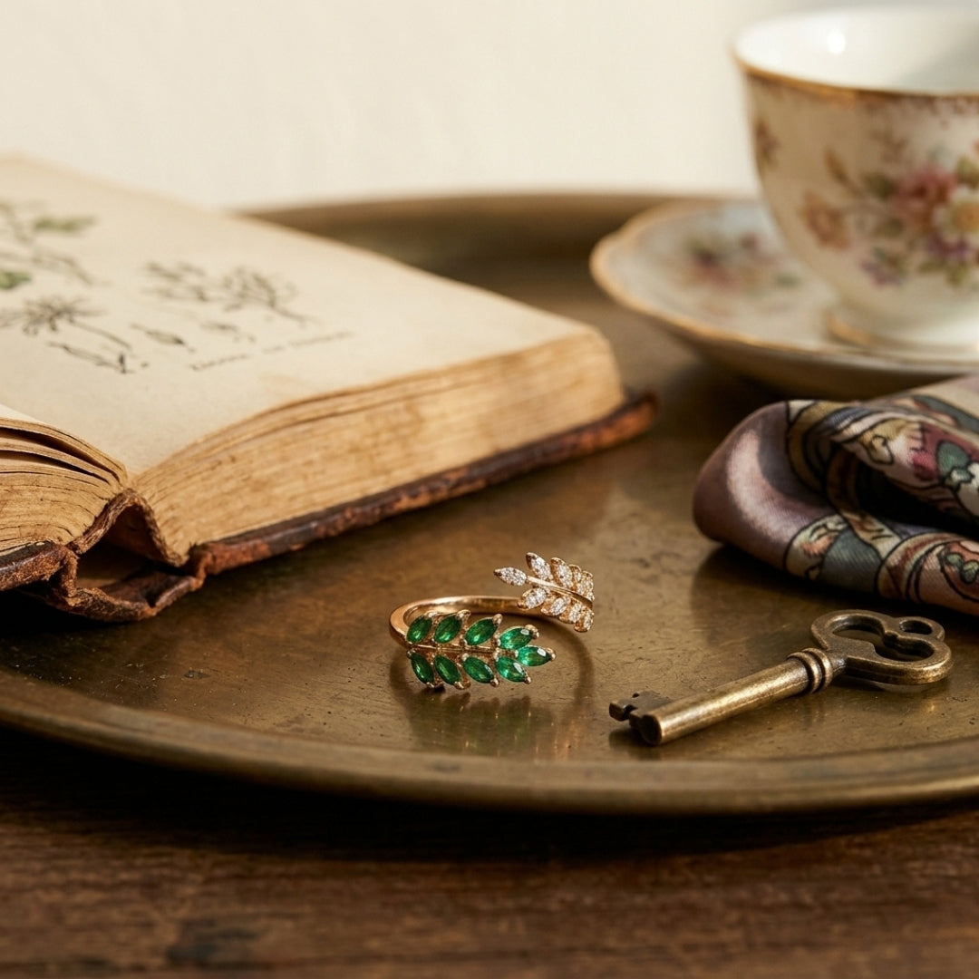 Emerald Laurel Ring
