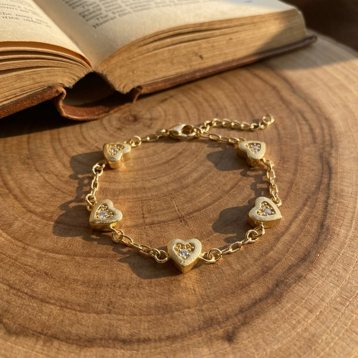 Delicate Heart Charm Bracelet