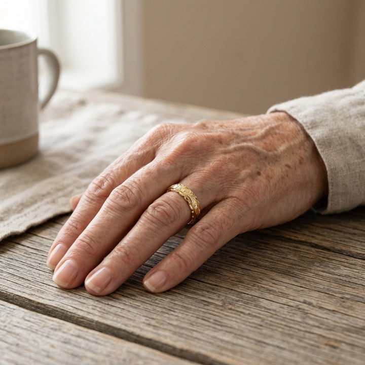 Engraved Gold Flower Band Ring