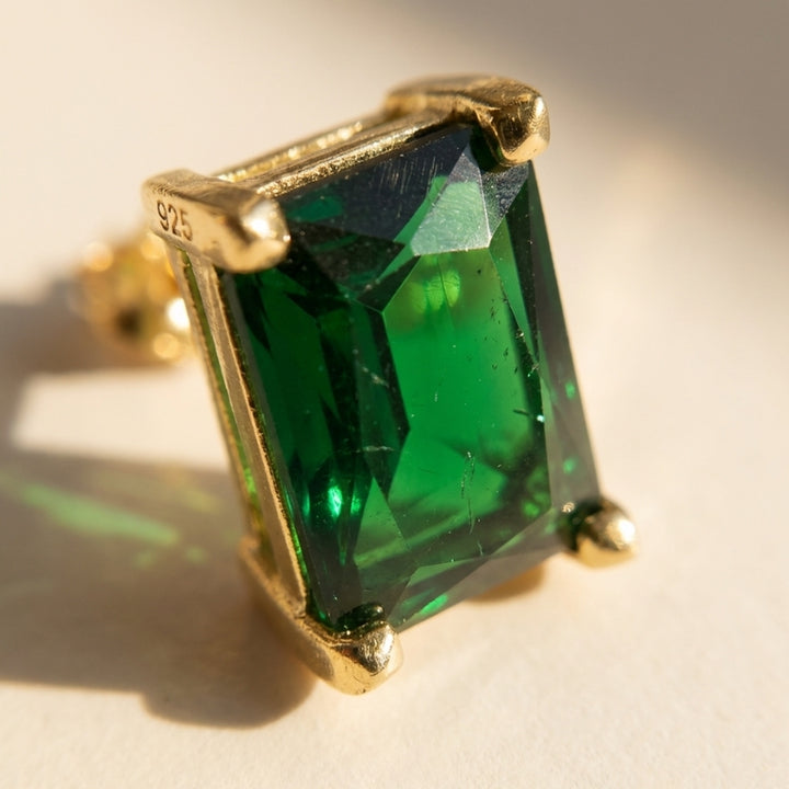Lab Emerald Stud